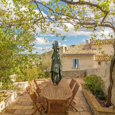 Les Calades Lédenon Exterior foto