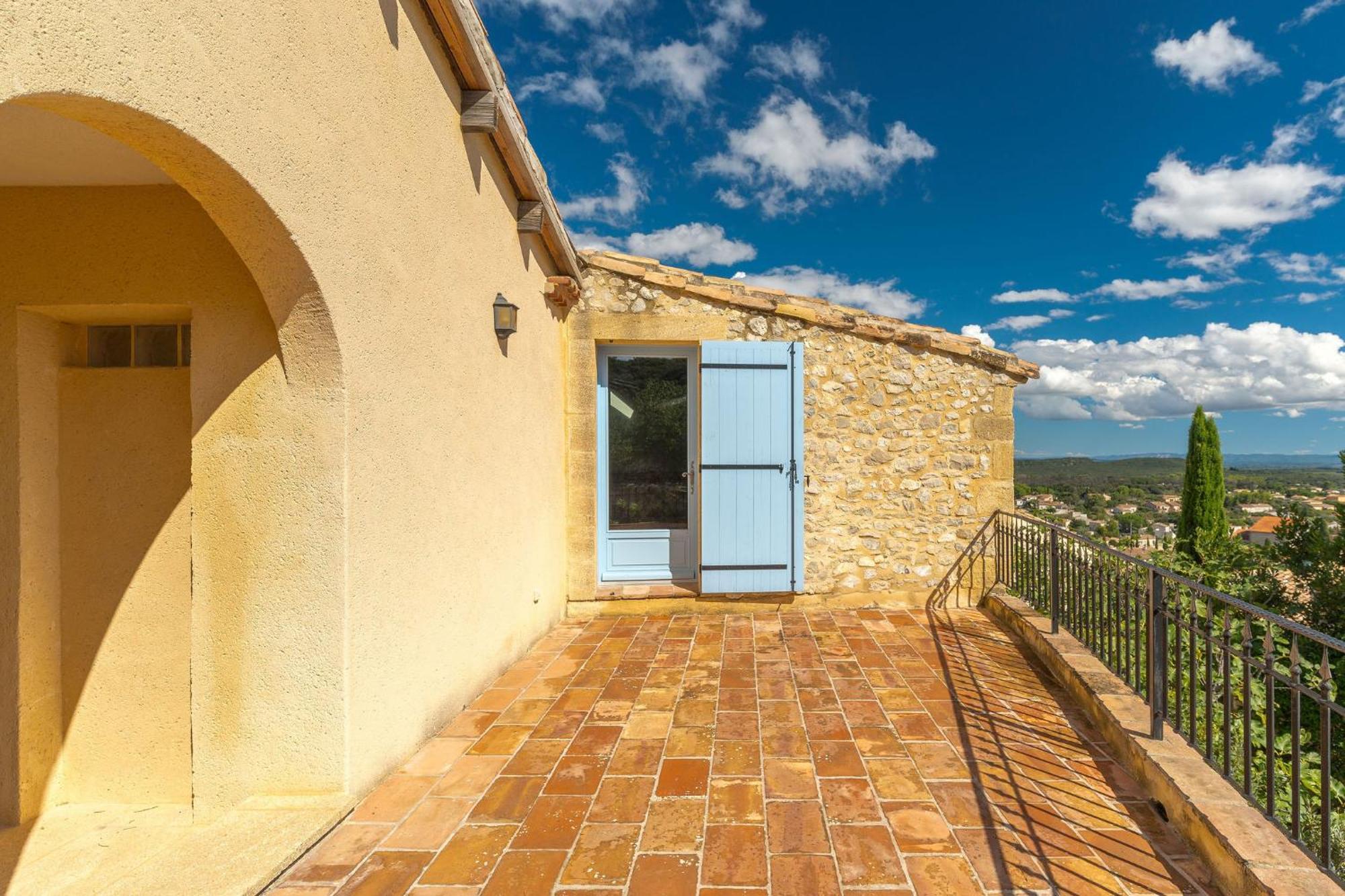 Les Calades Lédenon Exterior foto
